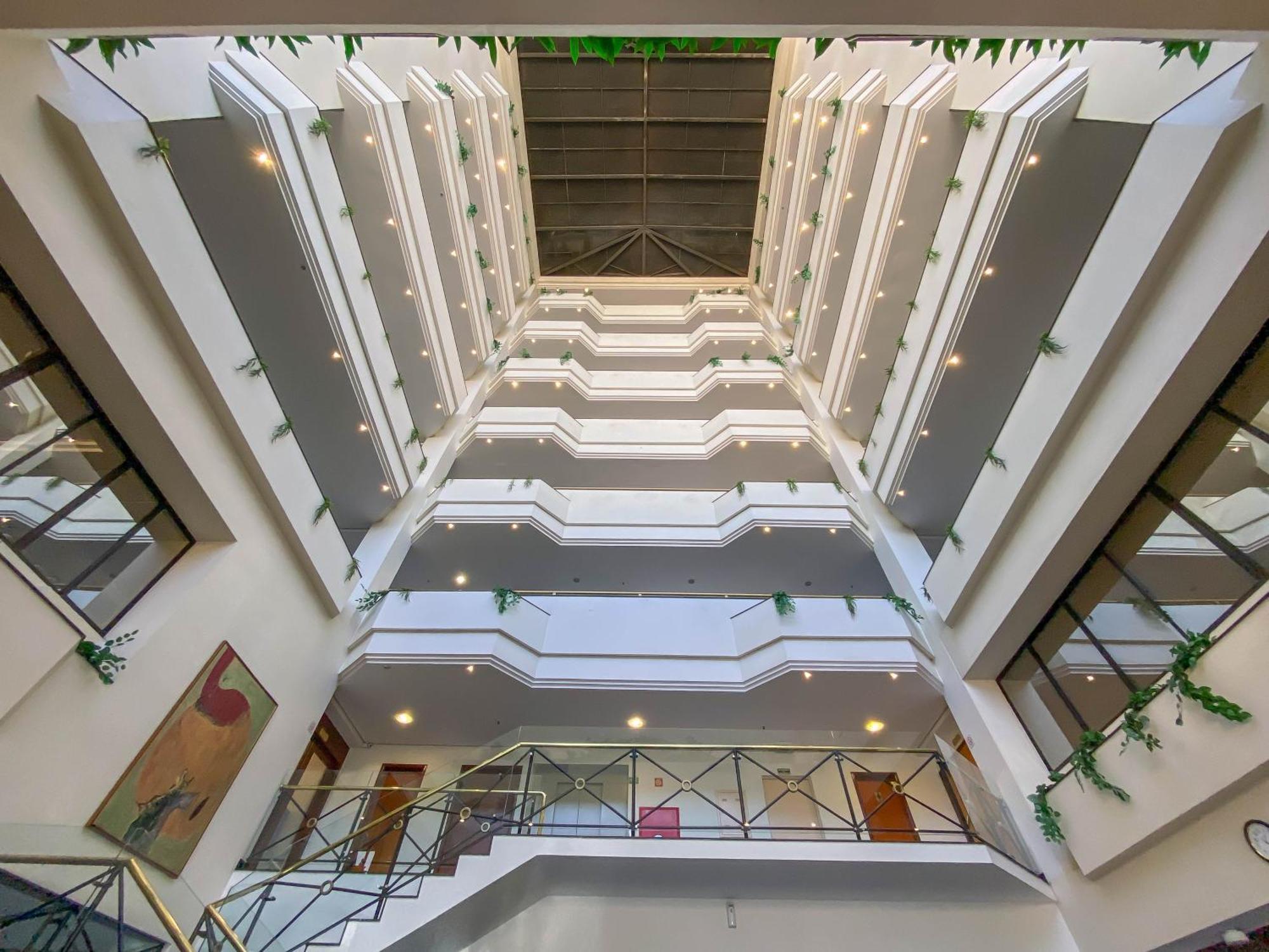 Crystal Plaza Hotel — Photos 2